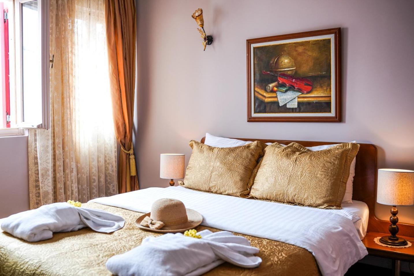Bozcaada Biz Otel エクステリア 写真